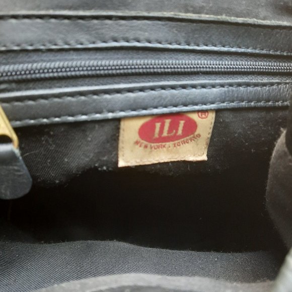 Black leather mini backpack with gold hardware - Picture 5 of 7